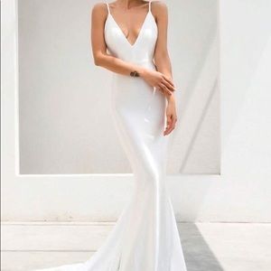 LOVE&LEMONADE Ruched Detail Backless Floor Length White Wedding Dress